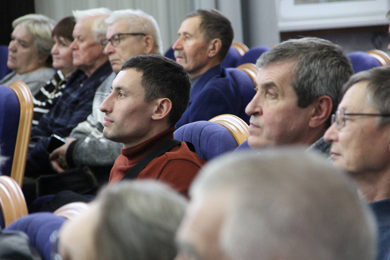 Самарский металлургический завод отметил 70-летие плавильно-литейного производства Самарский металлургический завод отметил 70-летие плавильно-литейного производства