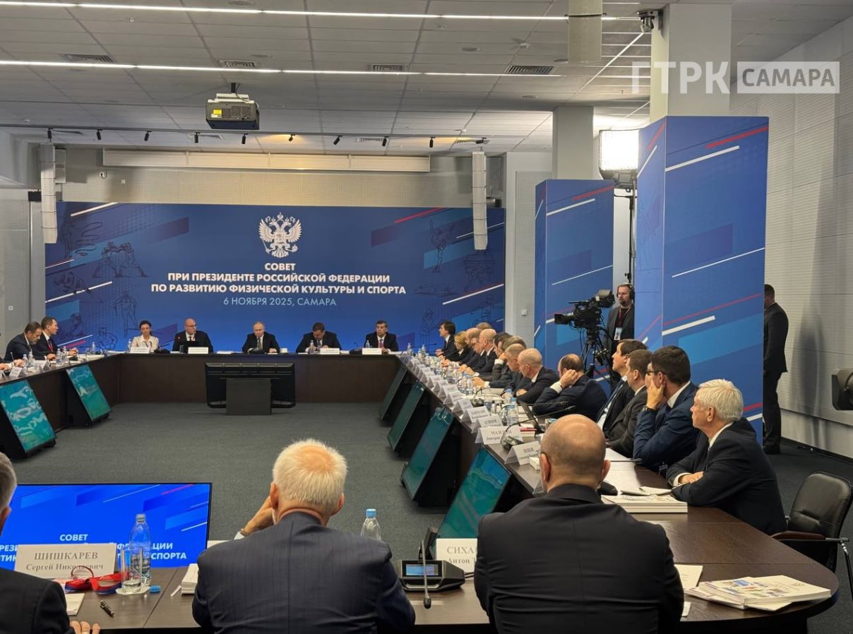 «Сегодня не прозвучало ни одного второстепенного вопроса, особенно когда речь идет о детях», — отметил Владимир Путин, закрывая заседание Совета при президенте по развитию физкультуры и спорта