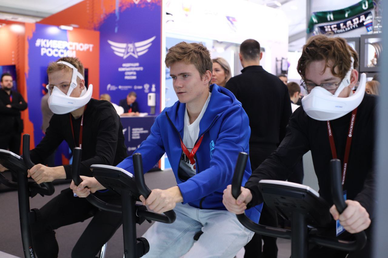 Спортсмены Самарской области - гости и активные участники программы регионального стенда на форуме «Россия - спортивная держава» Спортсмены Самарской области - гости и активные участники программы регионального стенда на форуме «Россия - спортивная держава»