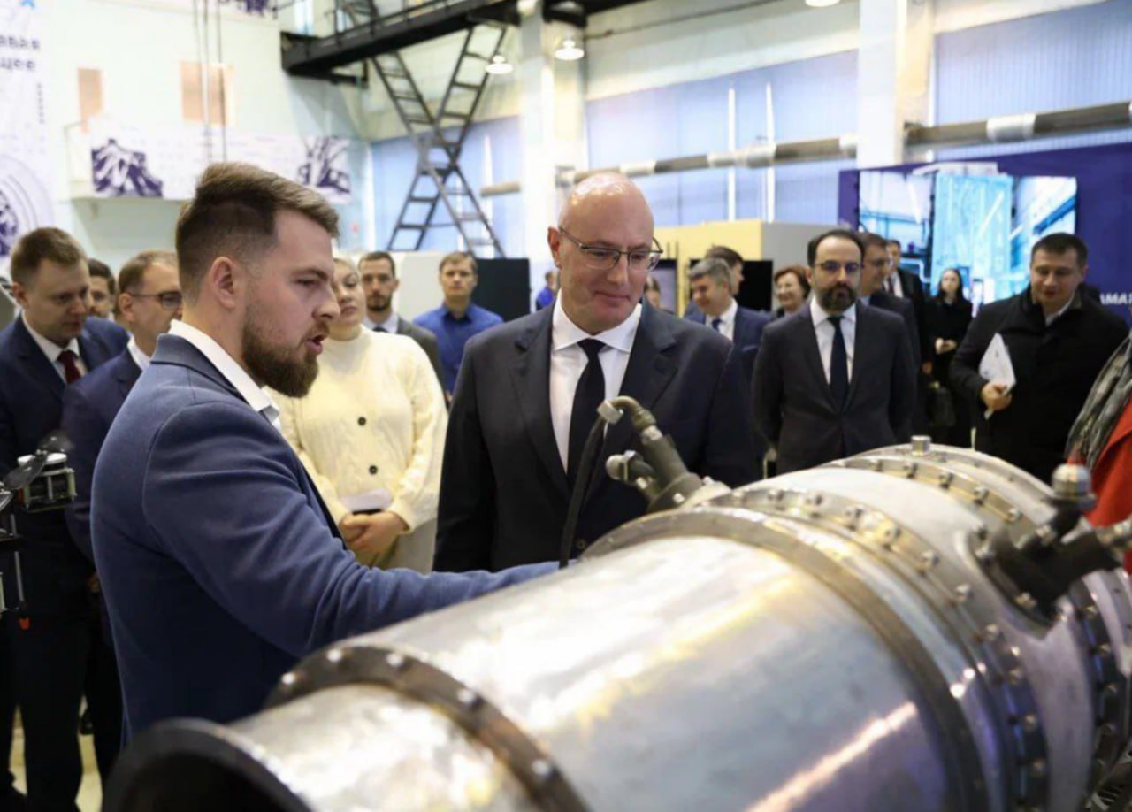 Сегодня в Самаре работает вице-премьер РФ Дмитрий Чернышенко Сегодня в Самаре работает вице-премьер РФ Дмитрий Чернышенко