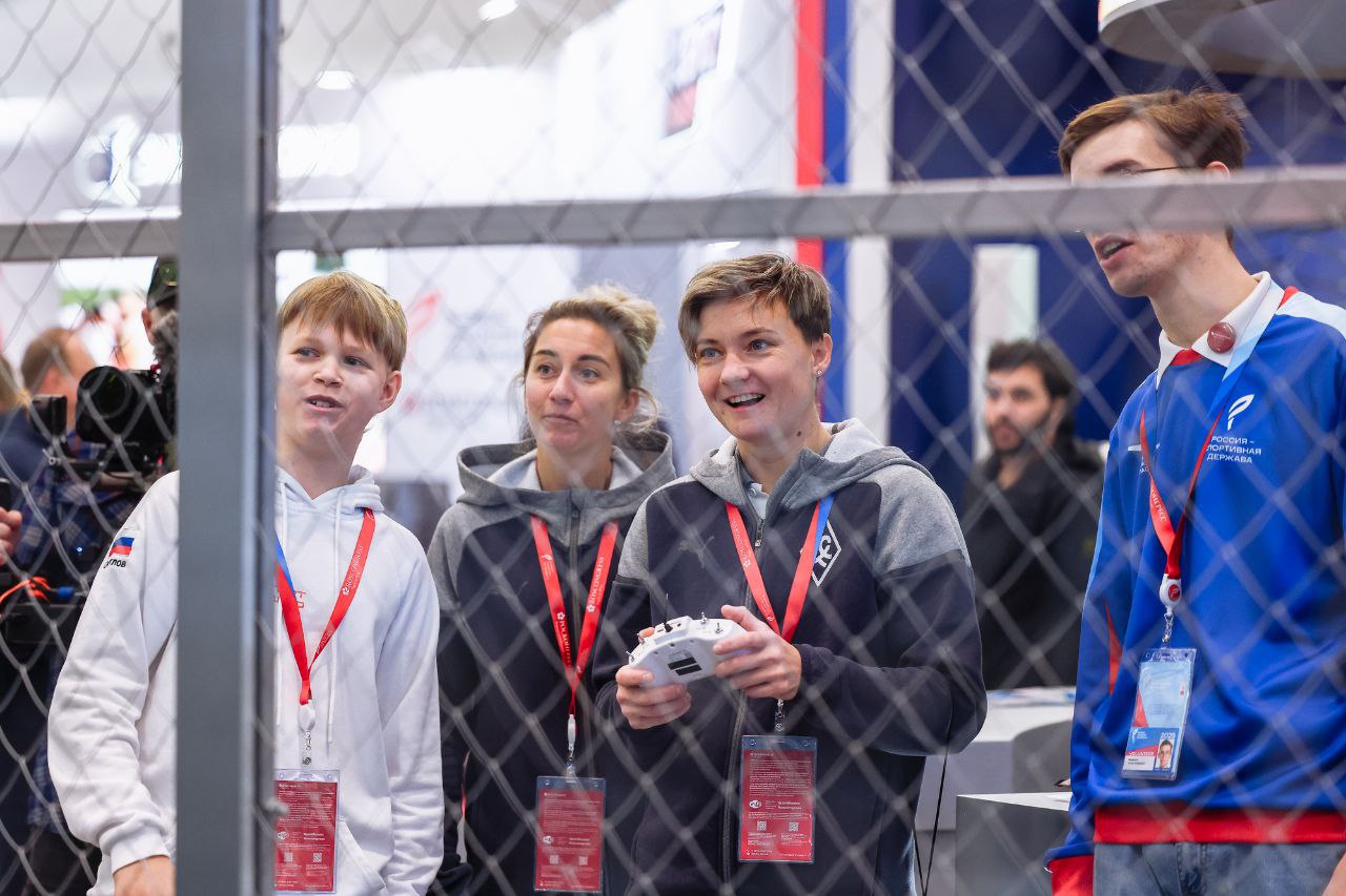 Спортсмены Самарской области - гости и активные участники программы регионального стенда на форуме «Россия - спортивная держава» Спортсмены Самарской области - гости и активные участники программы регионального стенда на форуме «Россия - спортивная держава»