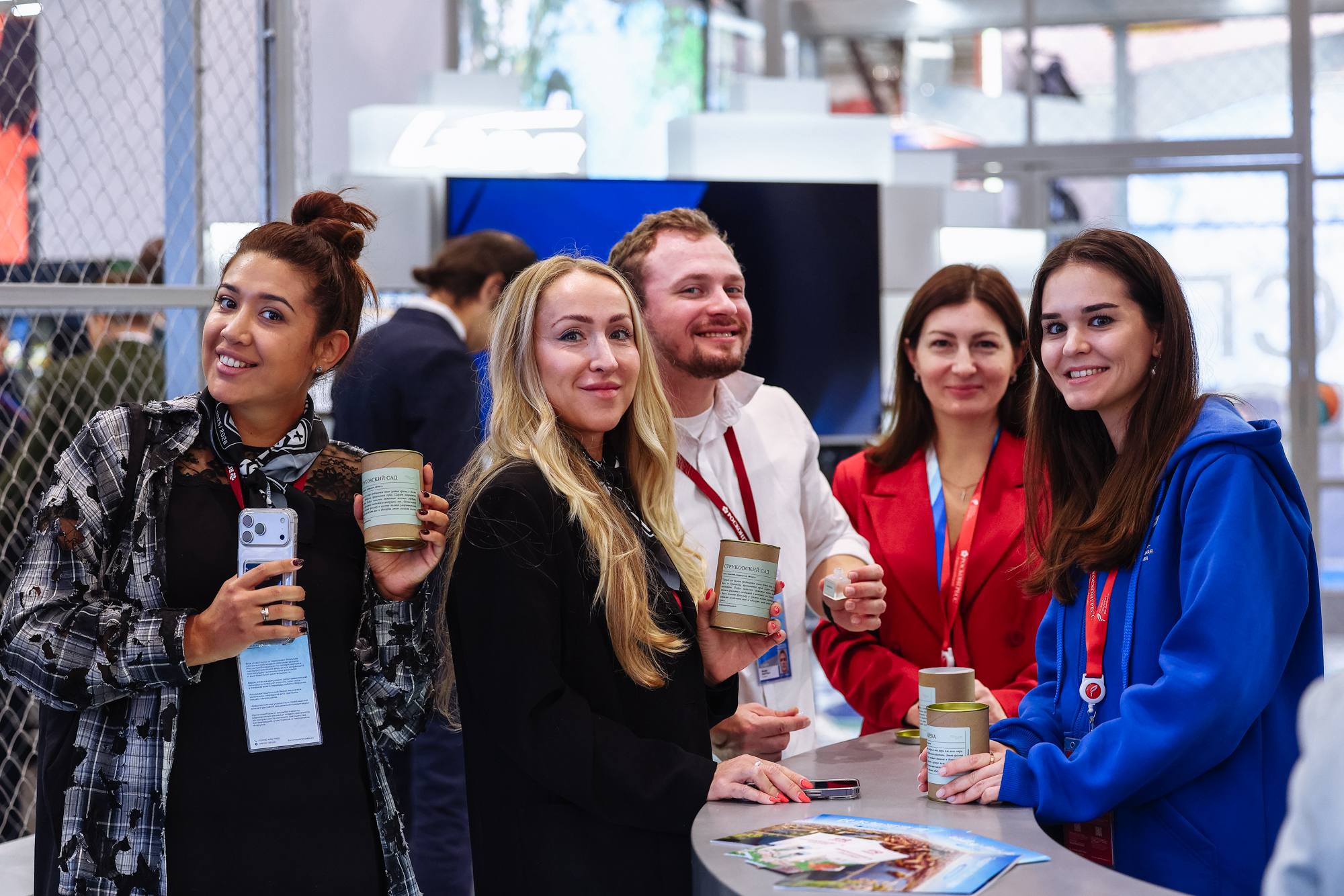 Атмосфера второго дня работы выставки Атмосфера второго дня работы выставки