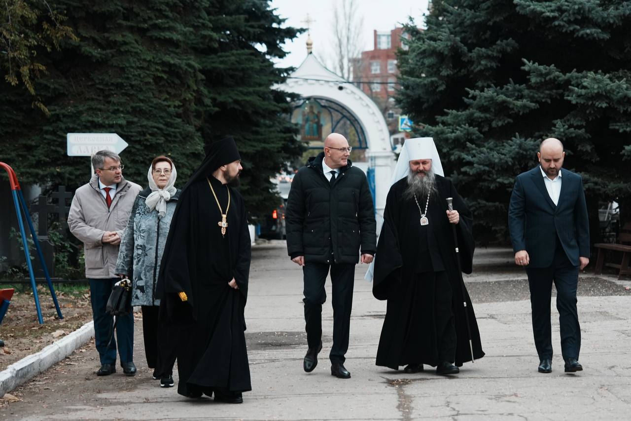 Дмитрий Чернышенко оценил образовательную инфраструктуру Самарской области и пообщался со студентами Дмитрий Чернышенко оценил образовательную инфраструктуру Самарской области и пообщался со студентами