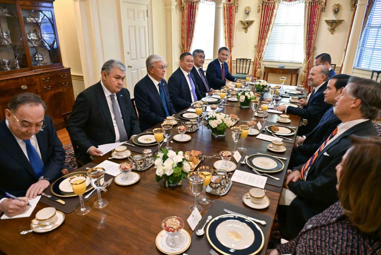 Всё глубже к недрам. И к взаимодействию властей США и Казахстана Всё глубже к недрам. И к взаимодействию властей США и Казахстана