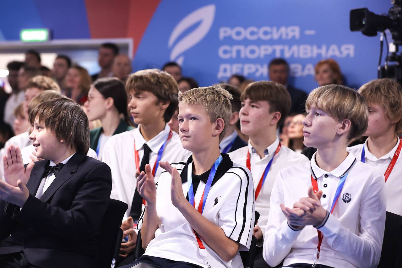 Дмитрий Чернышенко: Фиджитал-спорт помогает в реабилитации участников СВО Дмитрий Чернышенко: Фиджитал-спорт помогает в реабилитации участников СВО