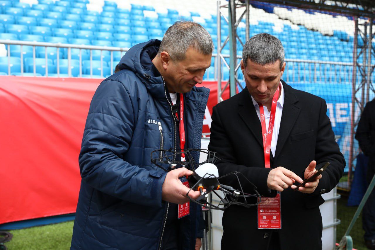 Мэр Самары Иван Носков посетил гонки дронов Мэр Самары Иван Носков посетил гонки дронов
