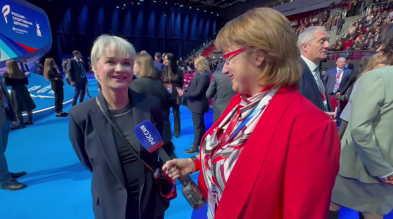 Светлана Хоркина, двукратная олимпийская чемпионка в упражнениях на брусьях, рассказала о своих впечатлениях от второго дня форума «Россия-спортивная держава»