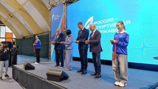 Мастер-класс от призера олимпийских игр, автограф сессия с легендами мирового тенниса, а также открытие нового физкультурно-оздоровительного центра