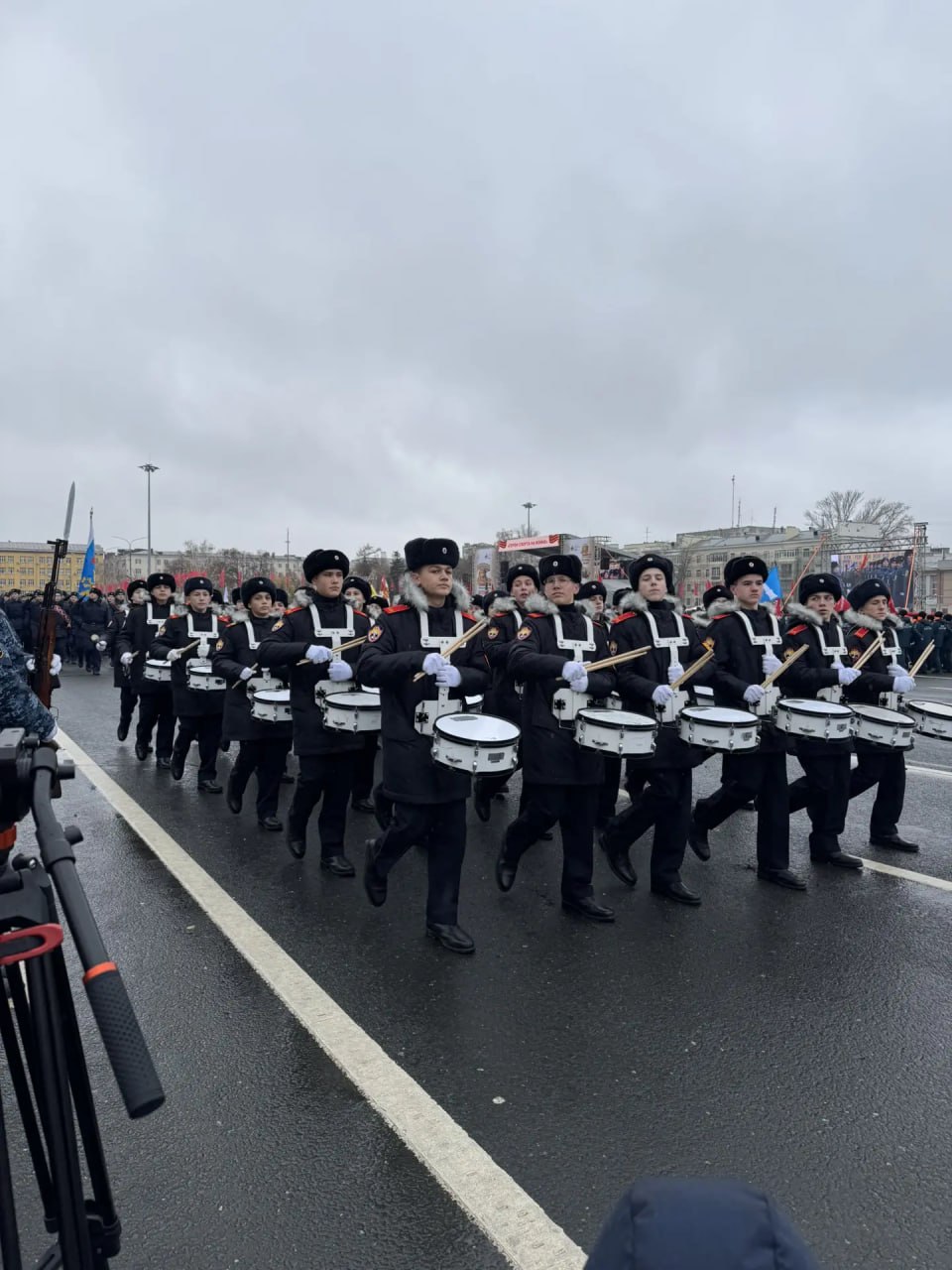 Традиционный Парад Памяти на площади Куйбышева завершен! Традиционный Парад Памяти на площади Куйбышева завершен!