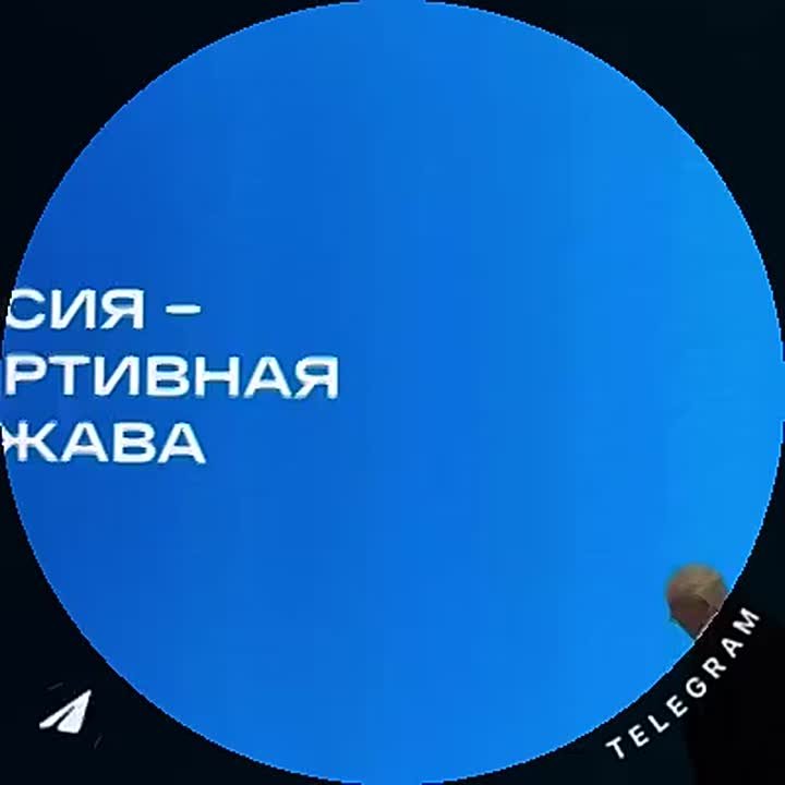 9 Гостей Фестиваля приветствует Президент Федерации тенниса Российской Федерации Тарпищев Шамиль Анвярович, Министр спорта Самарской области Рогожинская Лидия Анатольевна, глава г.о. Тольятти Сухих Илья Геннадьевич...