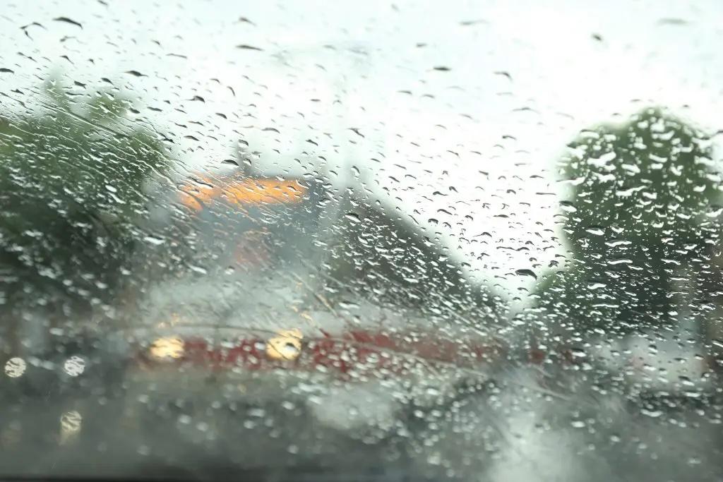 Облачная и дождливая погода ожидается в Самаре в выходные