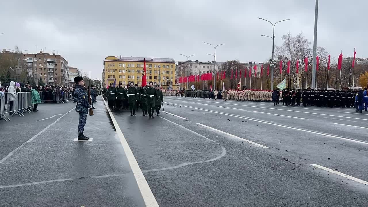 На площадь вышли расчеты из других городов ПФО