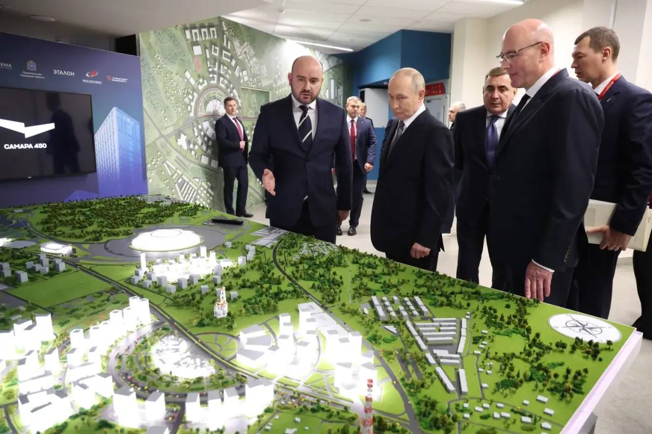 Губернатор Вячеслав Федорищев накануне доложил Президенту Владимиру Путину о новом районе Самары — «Беспилотном»