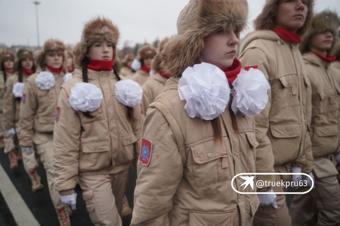 Парадные расчеты на площади Куйбышева в объективе фотокорреспондента «КП-Самара» Парадные расчеты на площади Куйбышева в объективе фотокорреспондента «КП-Самара»