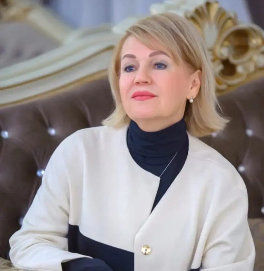 В "день седьмого ноября, красный день календаря" доброго утра тольяттинцам желает Наталья Корсакова, руководитель проекта на телеканале ТОЛЬЯТТИ 24! В "день седьмого ноября, красный день календаря" доброго утра тольяттинцам желает Наталья Корсакова, руководитель проекта на телеканале ТОЛЬЯТТИ 24!