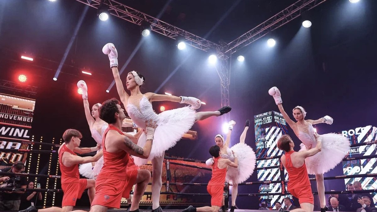 На исторической сцене Самарского театра оперы и балета прошли боксёрские поединки