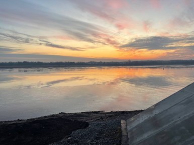 1234 Магнитная буря в ночь на субботу превысила уровень G2. Об этом сообщил ведущий специалист центра погоды «Фобос» Михаил Леус