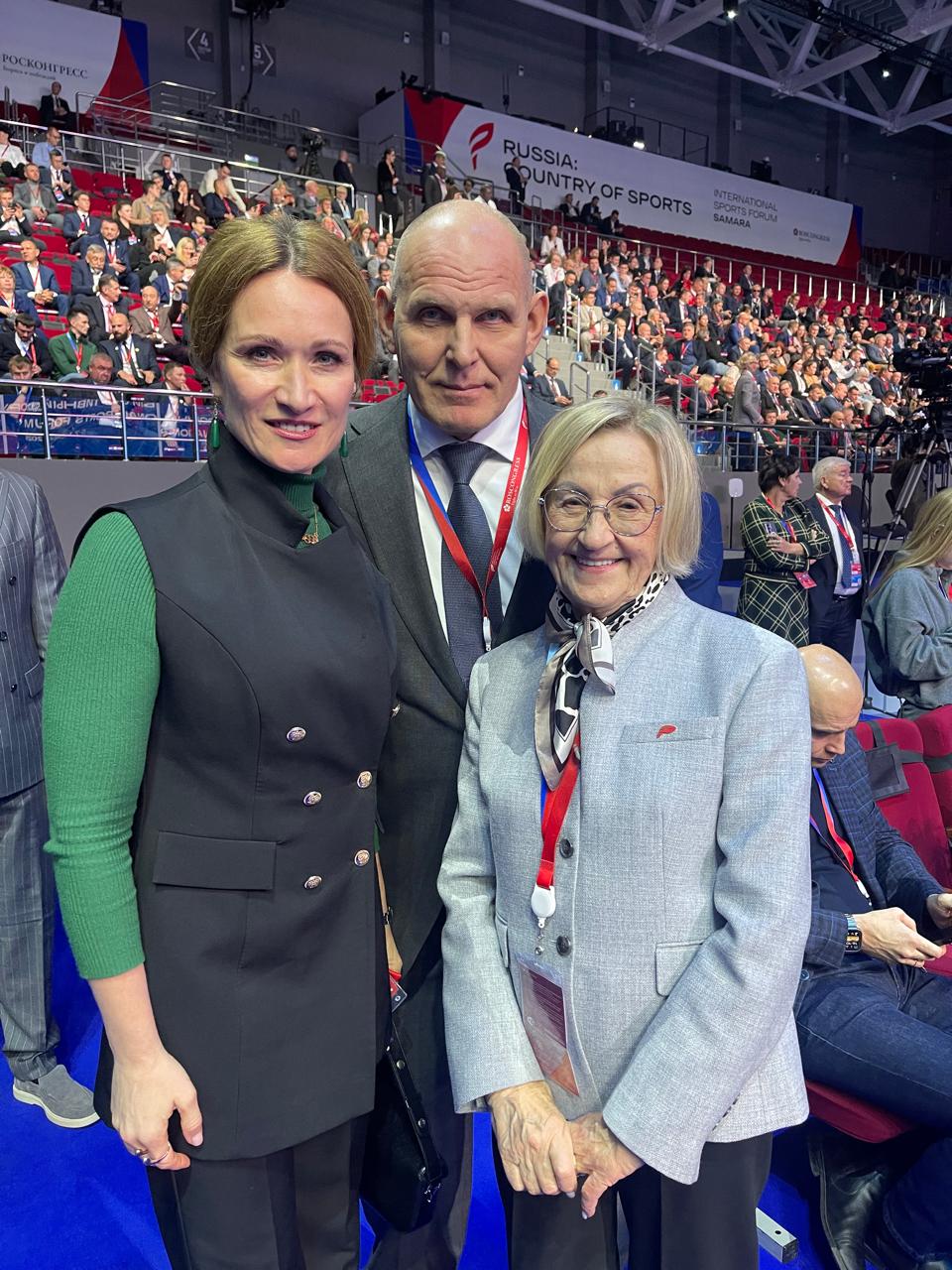 Завершился Форум в моем родном городе Самаре - с плотной рабочей повесткой, с большим количеством мероприятий, обсуждений, предложений, решений и поставленных задач Завершился Форум в моем родном городе Самаре - с плотной рабочей повесткой, с большим количеством мероприятий, обсуждений, предложений, решений и поставленных задач