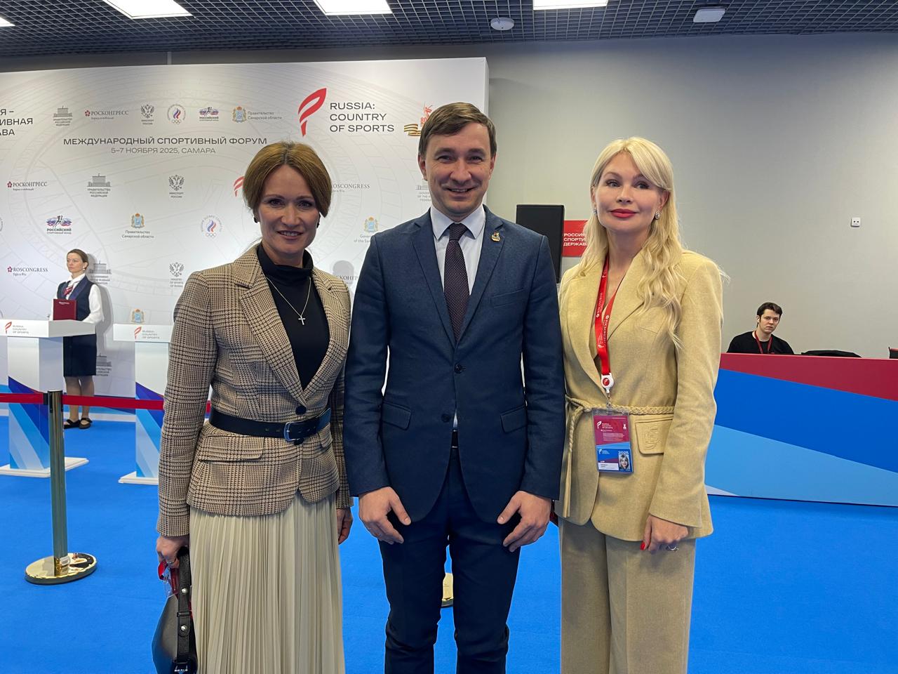 Завершился Форум в моем родном городе Самаре - с плотной рабочей повесткой, с большим количеством мероприятий, обсуждений, предложений, решений и поставленных задач Завершился Форум в моем родном городе Самаре - с плотной рабочей повесткой, с большим количеством мероприятий, обсуждений, предложений, решений и поставленных задач