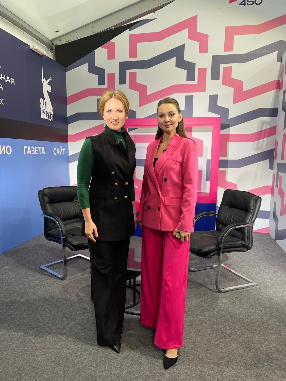 Завершился Форум в моем родном городе Самаре - с плотной рабочей повесткой, с большим количеством мероприятий, обсуждений, предложений, решений и поставленных задач Завершился Форум в моем родном городе Самаре - с плотной рабочей повесткой, с большим количеством мероприятий, обсуждений, предложений, решений и поставленных задач