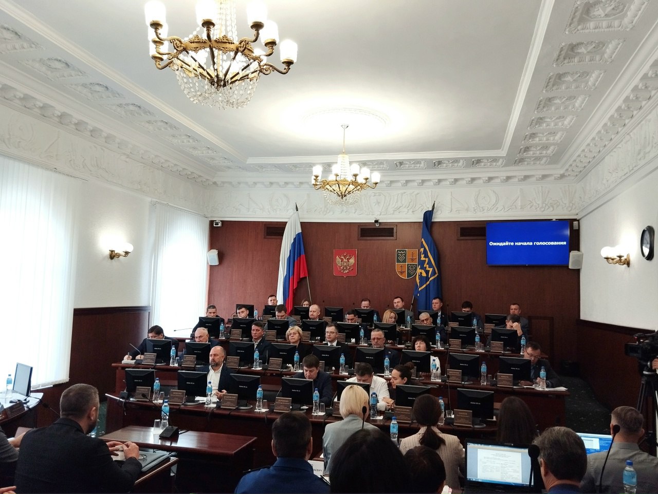 В городской Думе посчитали расходы и доходы