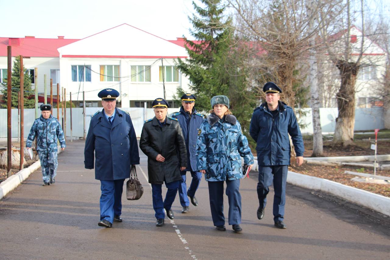 Заместитель прокурора Самарской области Евгений Петренко посетил исправительную колонию № 15 УФСИН России по Самарской области
