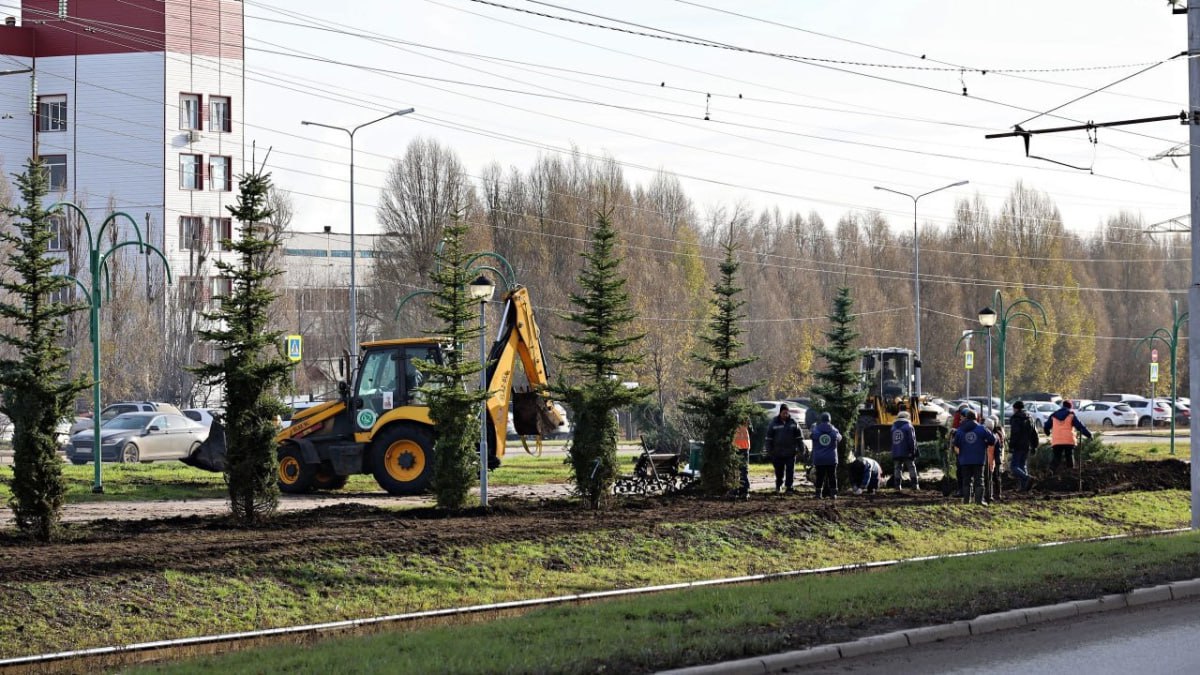 В Самаре высаживают более 2 тысяч кустарников