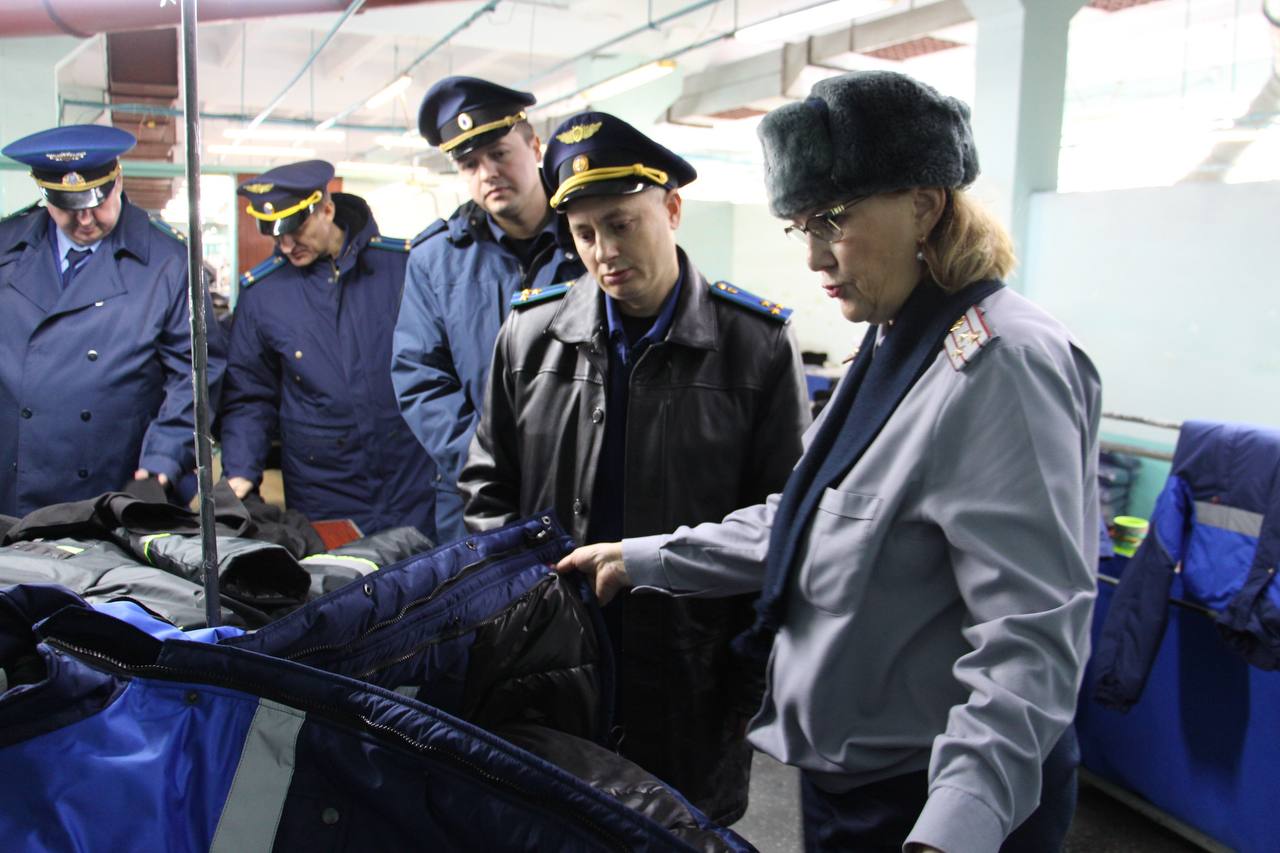 Заместитель прокурора Самарской области Евгений Петренко посетил исправительную колонию № 15 УФСИН России по Самарской области Заместитель прокурора Самарской области Евгений Петренко посетил исправительную колонию № 15 УФСИН России по Самарской области