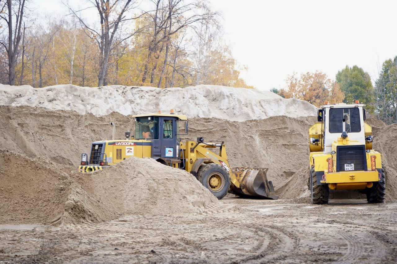 Дорожно-транспортный комплекс полностью готов к работе в зимних условиях на дорогах регионального значения Дорожно-транспортный комплекс полностью готов к работе в зимних условиях на дорогах регионального значения