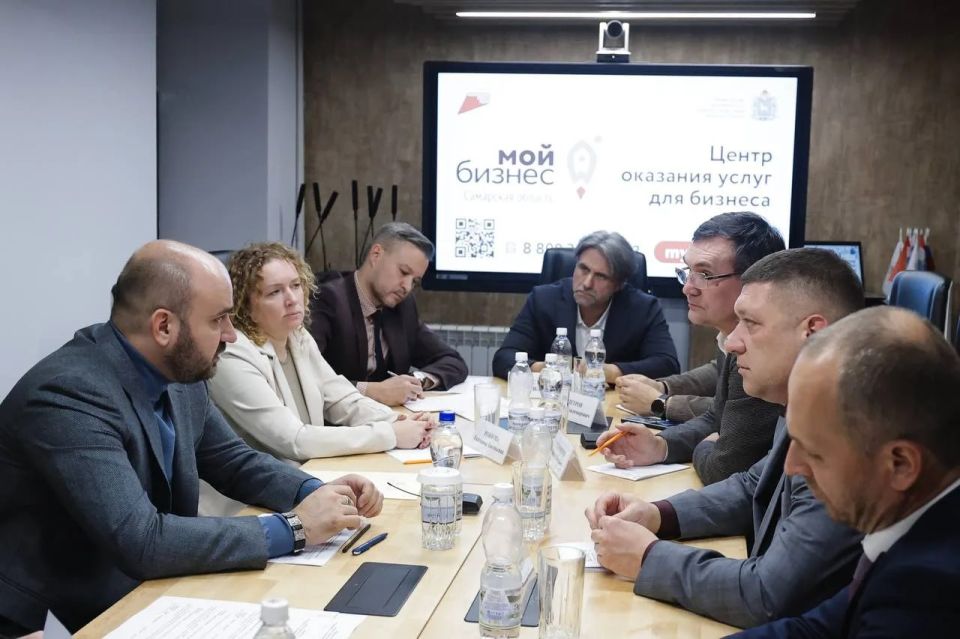 Губернатор Вячеслав Федорищев провел встречу с предпринимателями в центре «Мой бизнес»