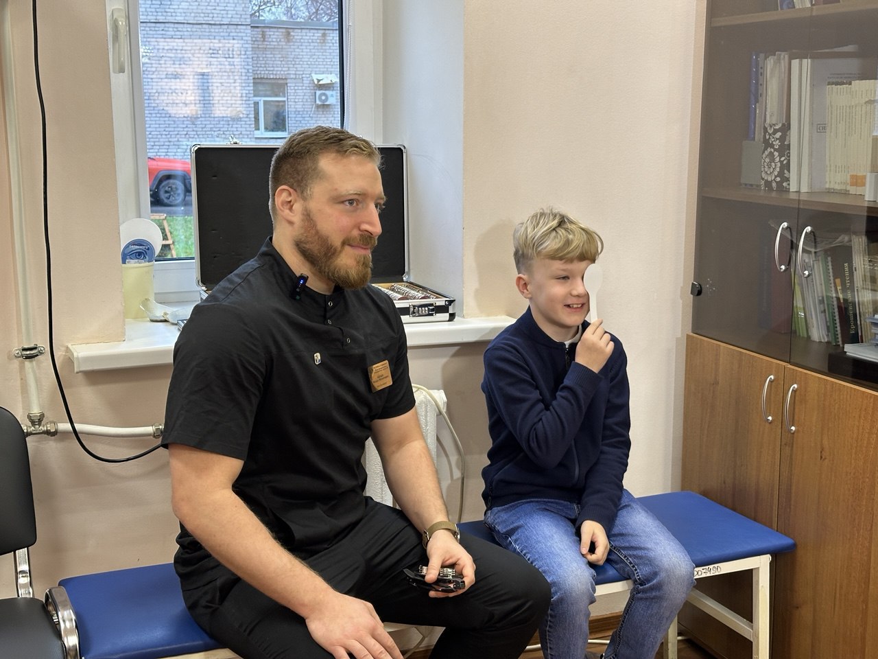 Восстановили на 90%: врачи областной офтальмологической больницы спасли зрение юному пациенту с сахарным диабетом Восстановили на 90%: врачи областной офтальмологической больницы спасли зрение юному пациенту с сахарным диабетом