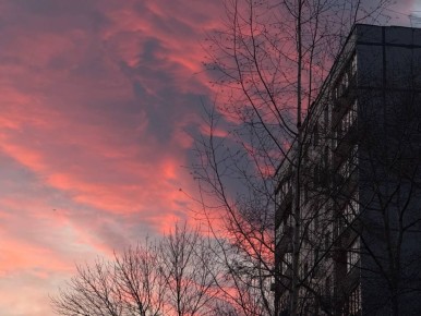 Прямо сейчас самарцы наблюдают огненный закат