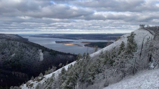 Жигулевские горы запорошило первым снегом под Самарой