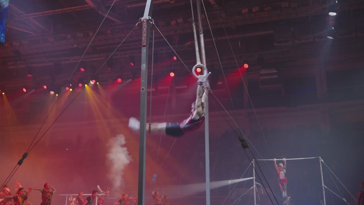 8«Россия - спортивная держава»: красота гимнастических видов спорта в шоу Алексея Немова «Легенды спорта. Наследие»