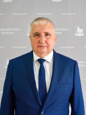 Сегодня на городской планёрке представил Павла Алексеевича Фомина — нового Руководителя Управления по общественной безопасности, делам ГО, ЧС и ликвидации последствий стихийных бедствий