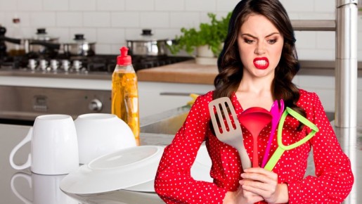 Сложны в уходе и опасны для жизни: не держите на кухне эти предметы