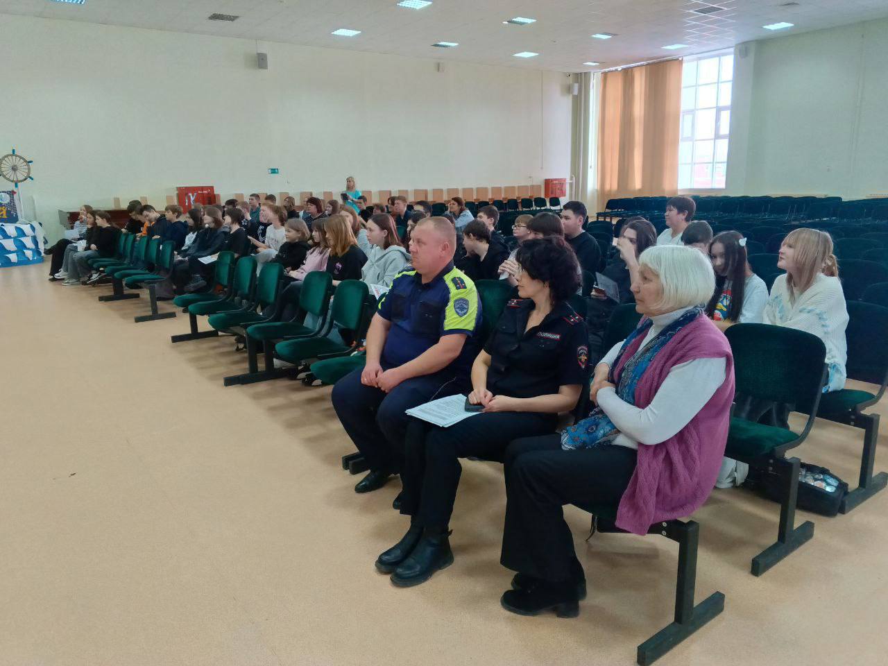 17 ноября в рамках Международной комплексной профилактической операции "Чистое поколение- 2025г" в ГБОУ СОШ имени Матвея Никифоровича Заводского с.Елховка сотрудники МБУ "Дом молодёжных организации" провели... 17 ноября в рамках Международной комплексной профилактической операции "Чистое поколение- 2025г" в ГБОУ СОШ имени Матвея Никифоровича Заводского с.Елховка сотрудники МБУ "Дом молодёжных организации" провели...