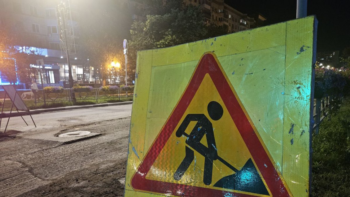 Автомобильное движение ограничивают на пяти перекрестках в связи с ремонтом трамвайных путей