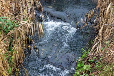 В Нефтегорском районе срывается выполнение работ по строительству очистных