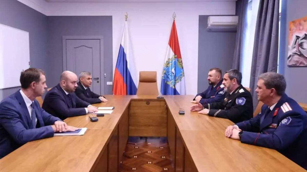 Губернатор Вячеслав Федорищев провел рабочую встречу с атаманом Всероссийского казачьего общества Виталием Кузнецовым
