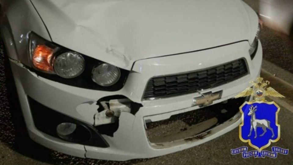 В Самаре на проспекте Кирова автомобиль сбил двух пешеходов 49 и 54 лет