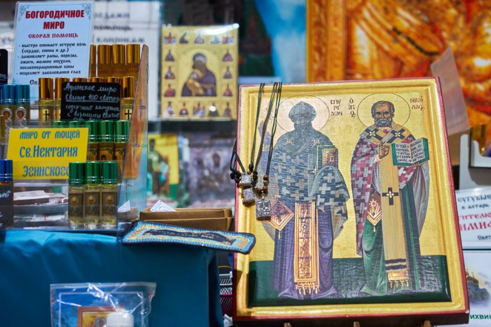 В Сызрани работает выставка «Свет веры православной»