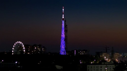 Завершаем субботу волшебством сверкающей телебашни!