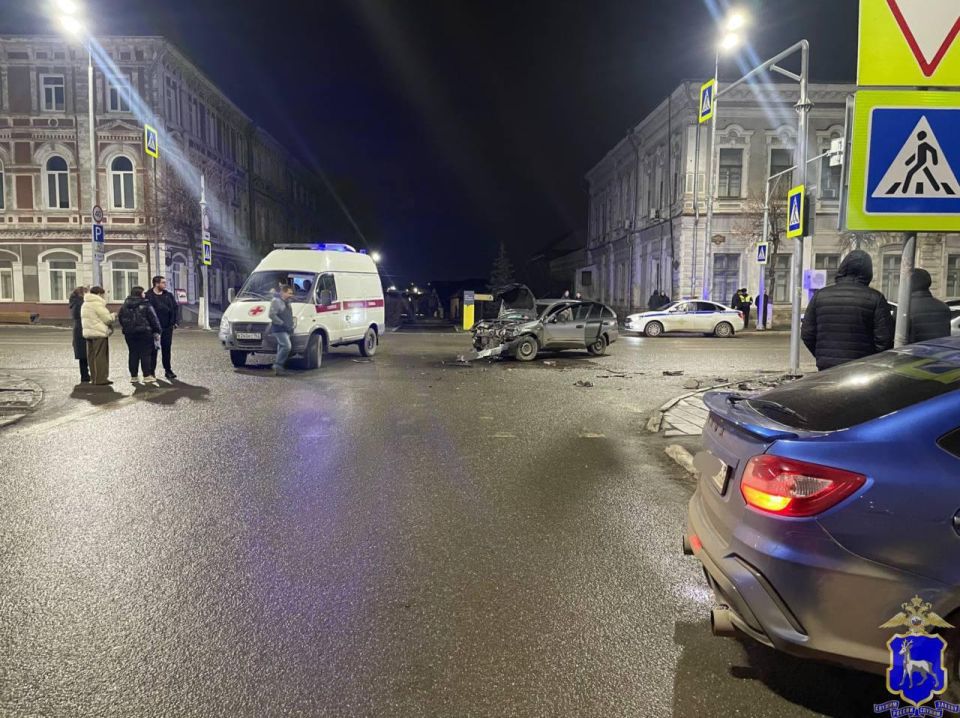 Четыре девушки попали в больницу после жесткого ДТП в Самарской области