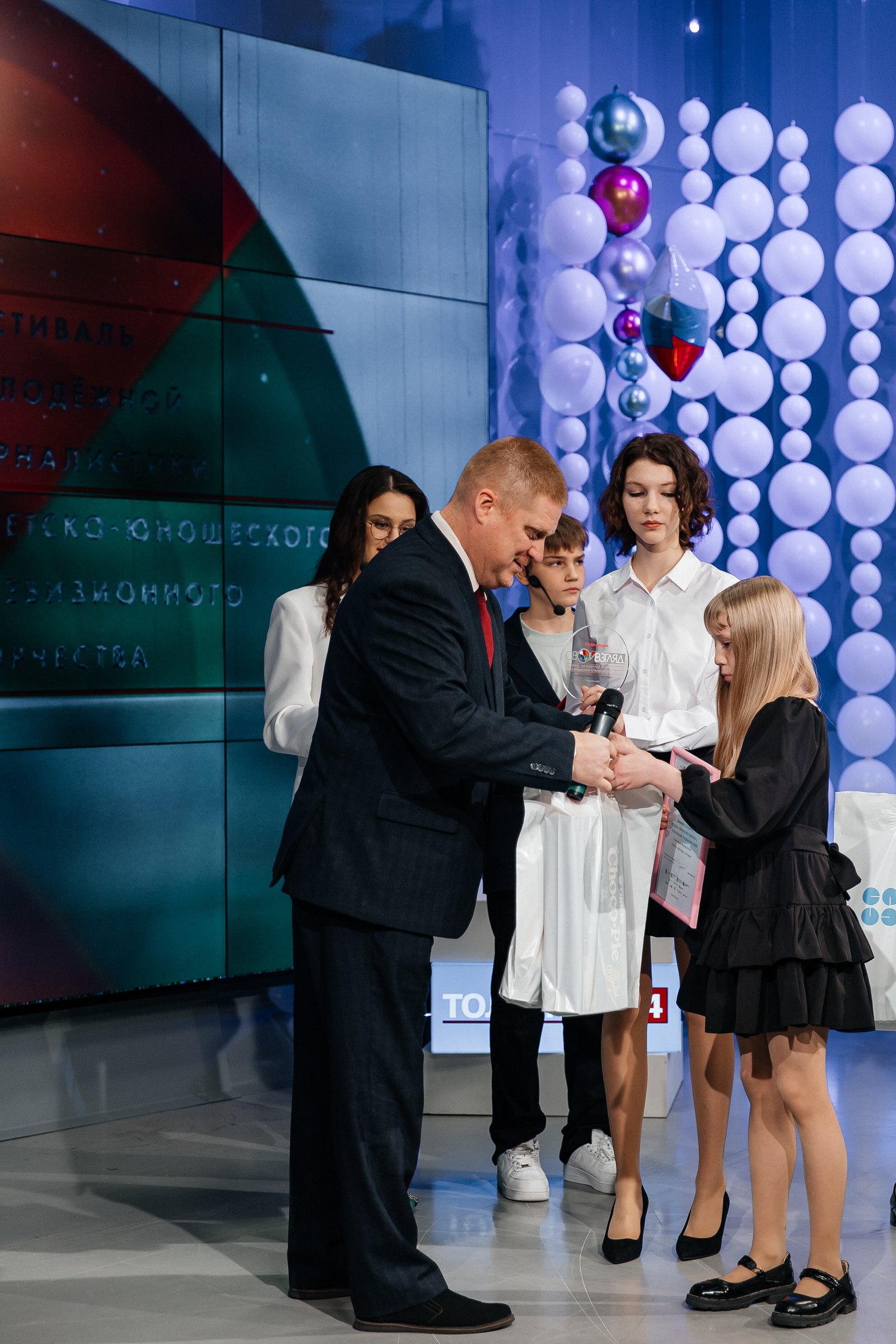 "Спасибо за такой чудесный фестиваль, теперь нашу Таню знают все!" "Спасибо за такой чудесный фестиваль, теперь нашу Таню знают все!"