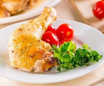 Запеченная курица с имбирем и медом: кулинарный шедевр