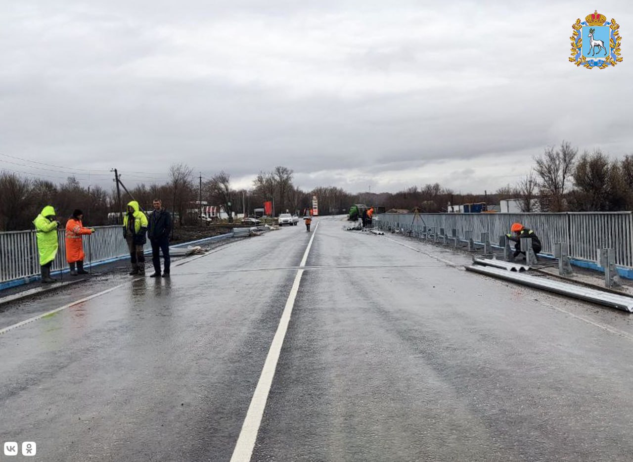 На автодороге Самара – Оренбург до а/д Самара – Волгоград завершается капитальный ремонт моста через реку Черную На автодороге Самара – Оренбург до а/д Самара – Волгоград завершается капитальный ремонт моста через реку Черную