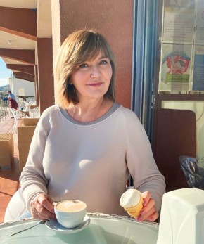 Доброго утра всем в начале последней осенней недели желает руководитель проекта телекомпании «ЛАДА-МЕДИА» Елена Туманова!