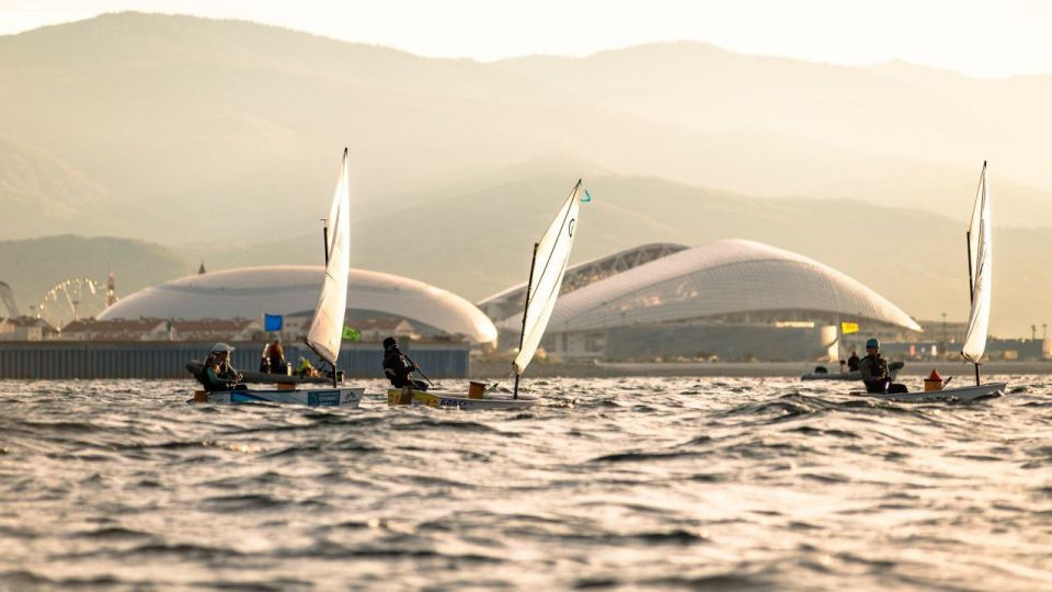 Иван Лаздин и Евгения Огнева стали призерами соревнований по парусному спорту