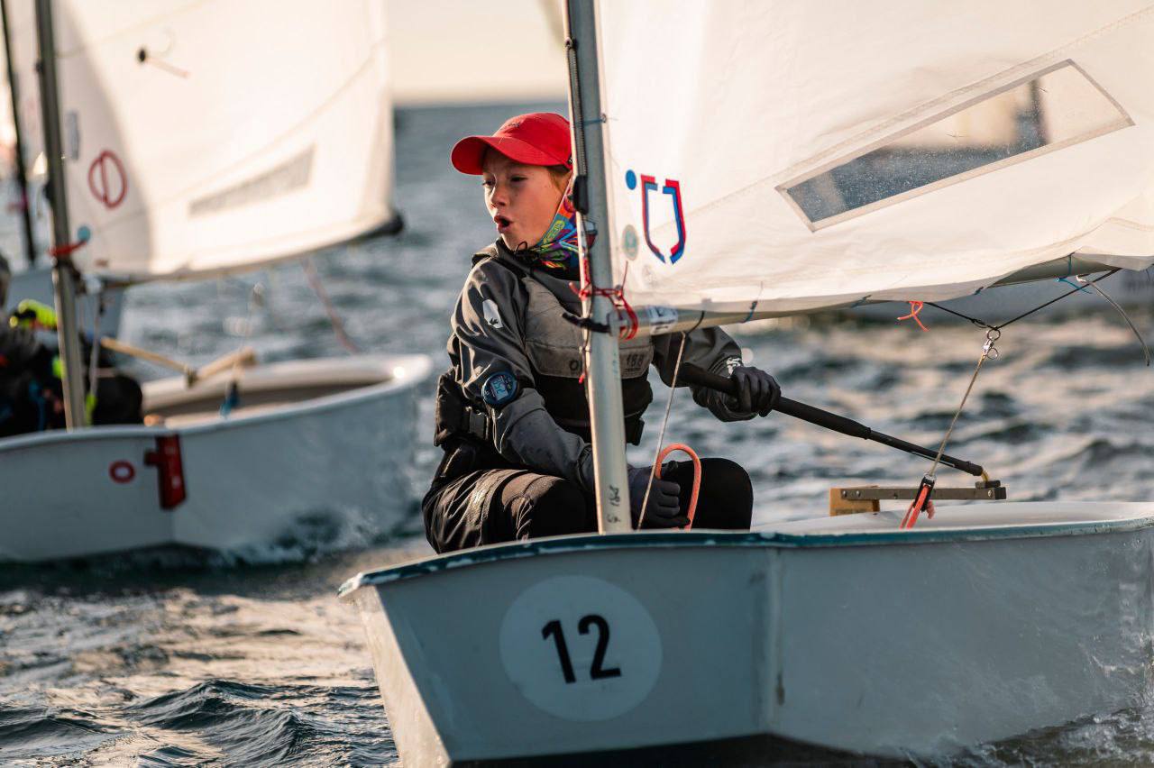 Иван Лаздин и Евгения Огнева стали призерами соревнований по парусному спорту Иван Лаздин и Евгения Огнева стали призерами соревнований по парусному спорту